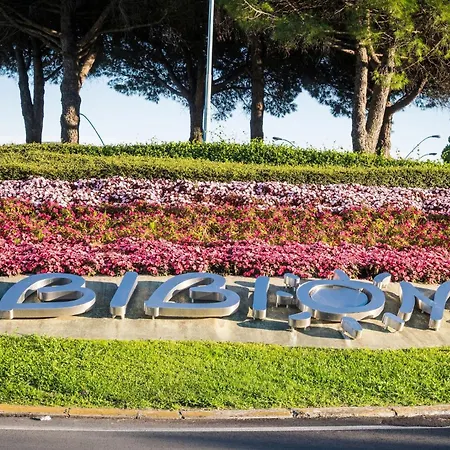 Appartement Family-friendly Poolside Tranquility Bibione