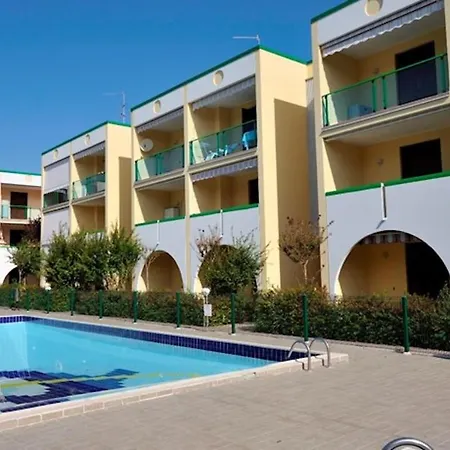 Appartamento Family-friendly Poolside Tranquility Bibione