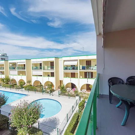 Family-friendly Poolside Tranquility