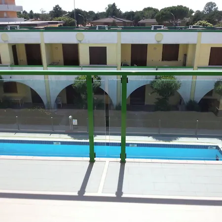 Family-friendly Poolside Tranquility